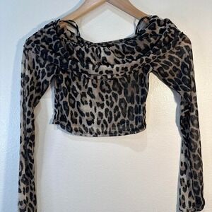 Forever 21 Leopard print off the shoulder mesh top size small